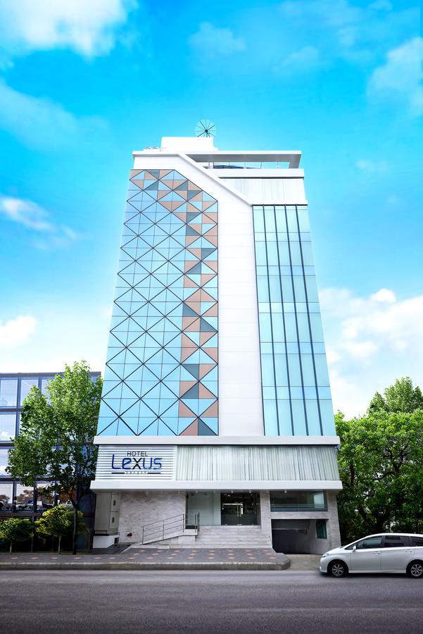 Hotel Lexus Yangon Exterior photo